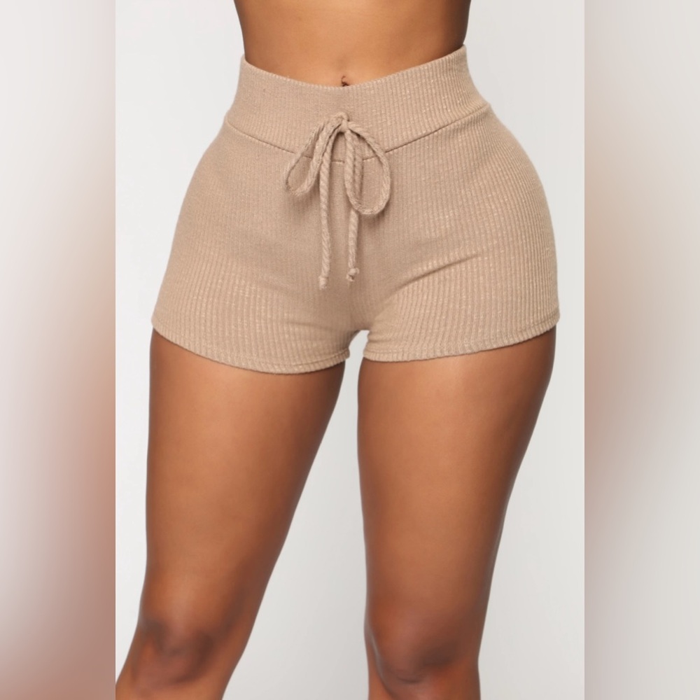 Fashion nova tawny brown stretch shorts